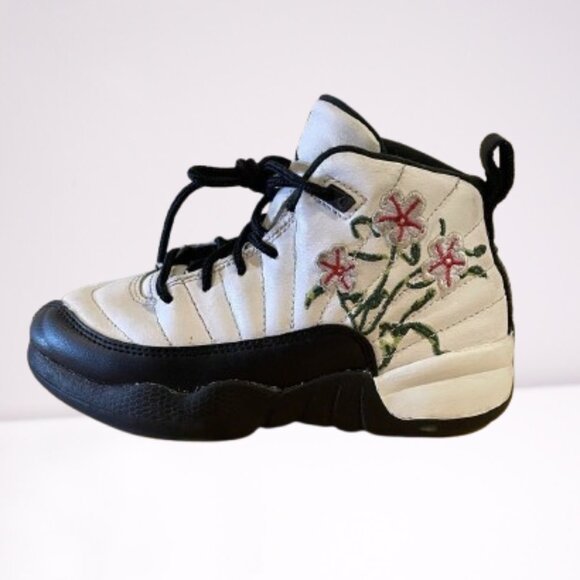 Nike Air Jordan 12 Retro GS Floral 2022 Size 3Y White Black DR 6956-100